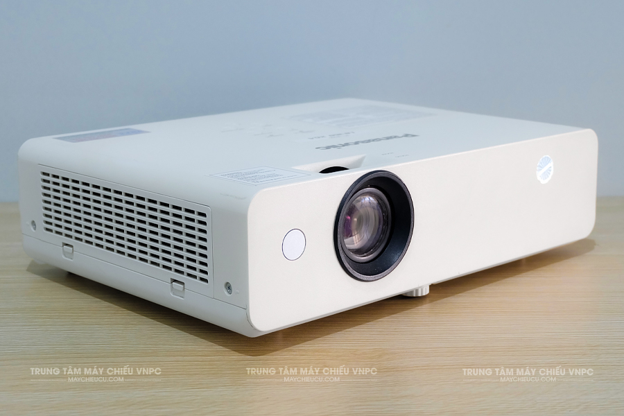 Panasonic PT-LB360