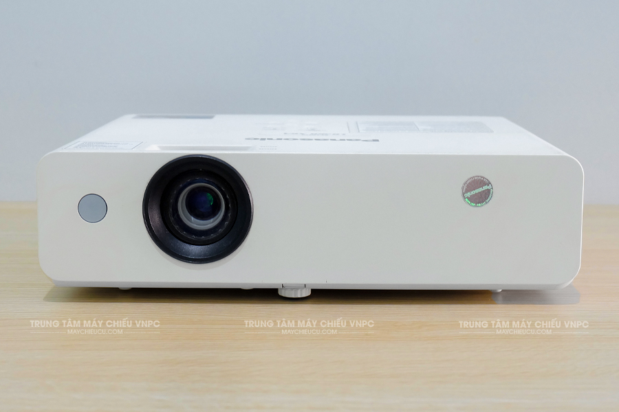 Panasonic PT-LB360