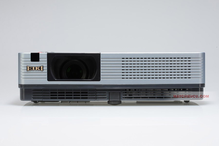 Eiki LC-XBL30 máy chiếu cho văn phòng, giải trí gia đình