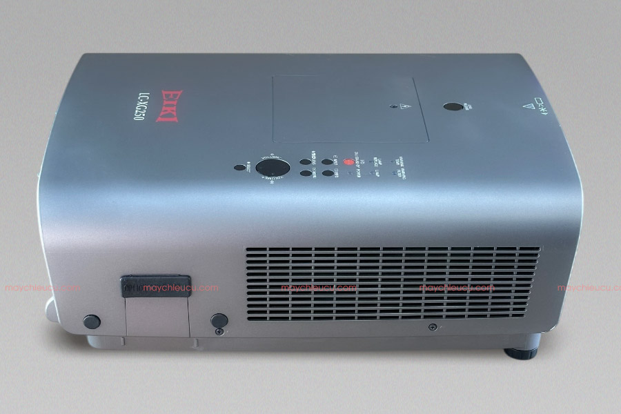 Eiki LC-XDP3500 máy chiếu độ sáng cao cho hội trường lớn