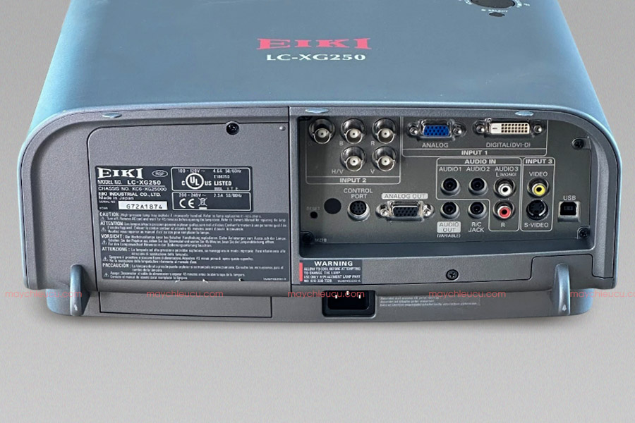 Eiki LC-XDP3500 máy chiếu độ sáng cao cho hội trường lớn
