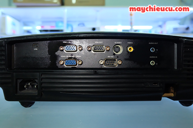 OPTOMA EX612 projector