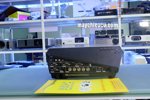 Sony VPL-FE40
