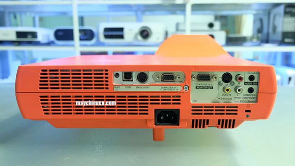Sanyo PLC-XE40 cũ
