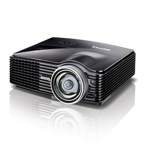 Máy chiếu siêu gần BenQ MP776ST cũ cho không gian nhỏ