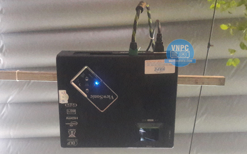 Lắp đặt máy chiếu cũ Viewsonic PJD6553 cho quán cafe XALA