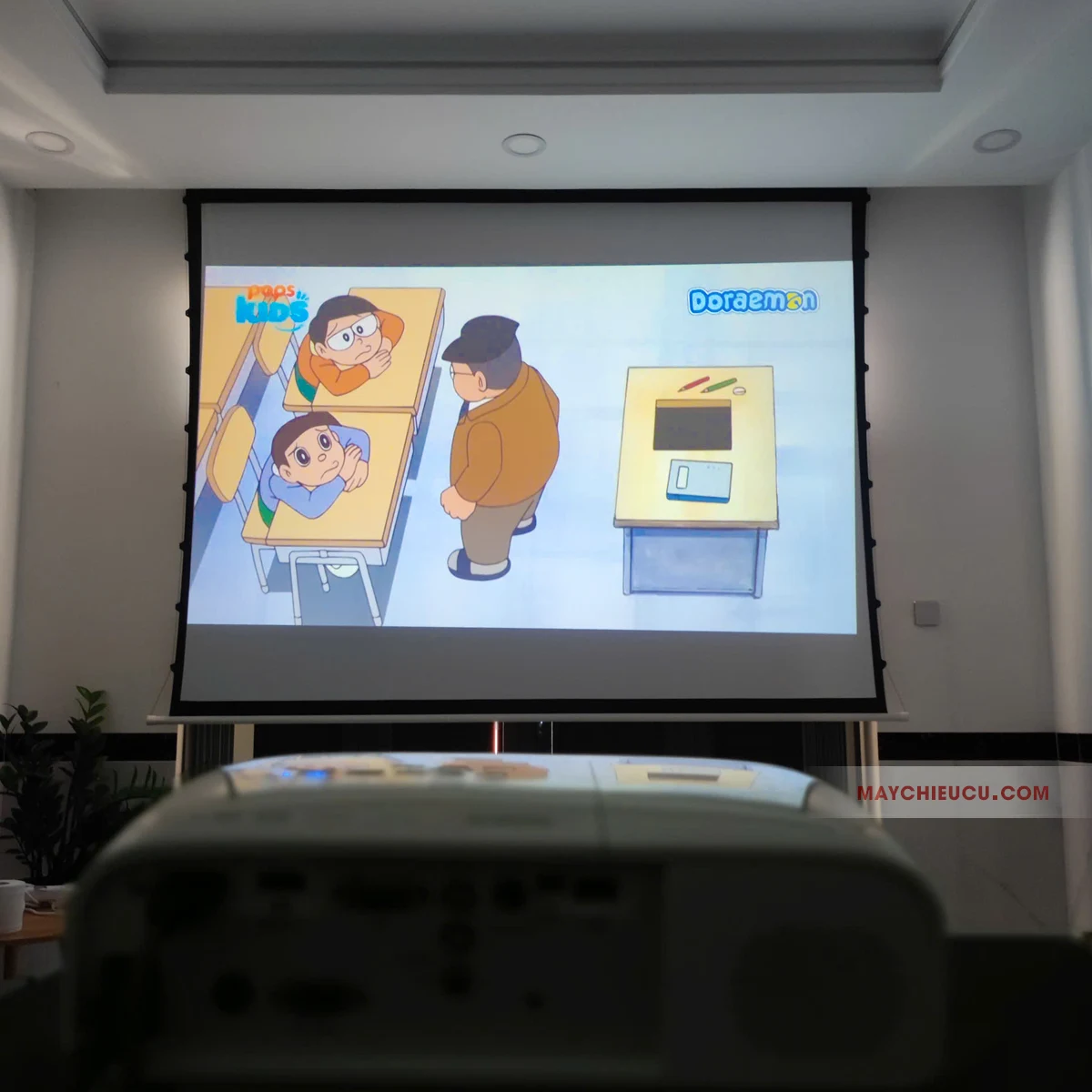 Epson EH-TW5200 thuộc dòng máy chiếu công nghệ 3LCD nên máy có màu sắc chiếu trung thực và độ sáng hình ảnh tốt.