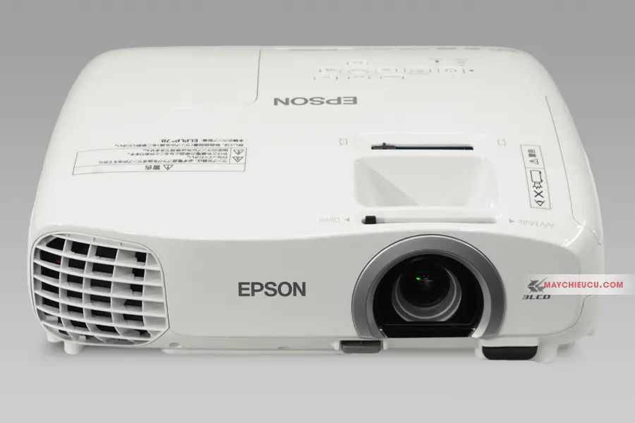 Máy chiếu Epson EH-TW5200 là thiết bị trình chiếu kỹ thuật số chuyên dụng cho giải trí gia đình
