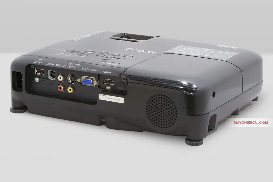 Epson EB-W420 trang bị HDMI, Composite Video, Component Video, RCA và USB