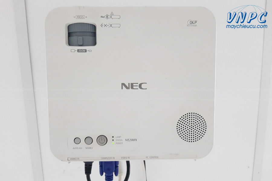Lắp đặt máy chiếu Nec NP-VE280X cũ
