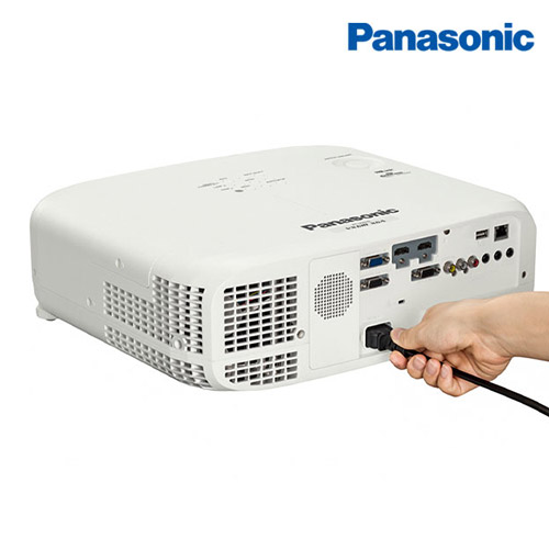 Máy chiếu cũ Panasonic PT-VX610 chính hãng giá rẻ Máy chiếu cũ Panasonic PT-VX610 chính hãng giá rẻ