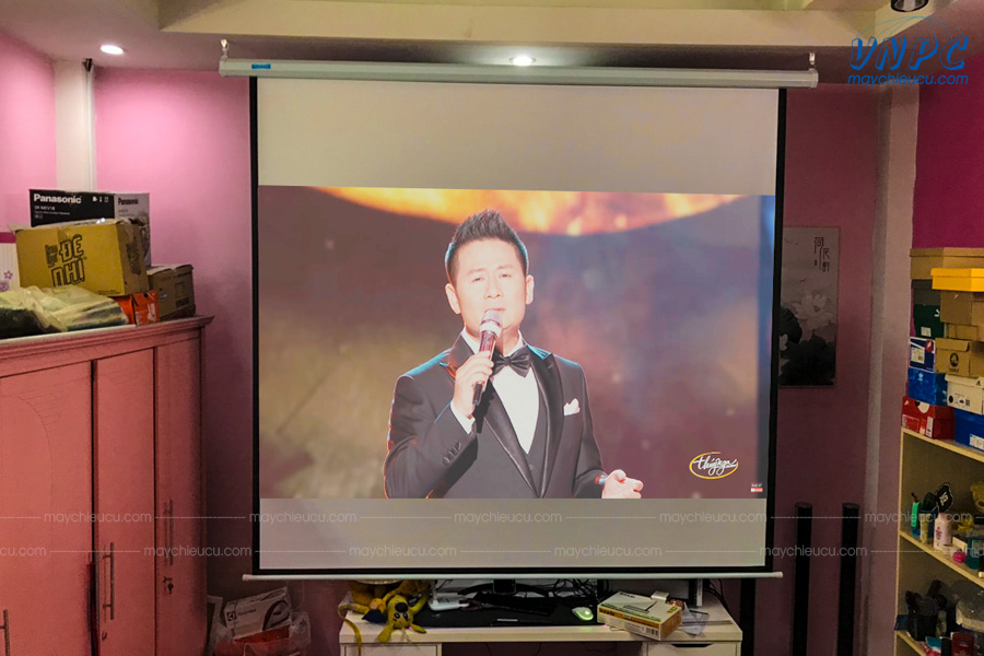 Lắp đặt Sony VPL-DX241 và màn chiếu điện 120 inches