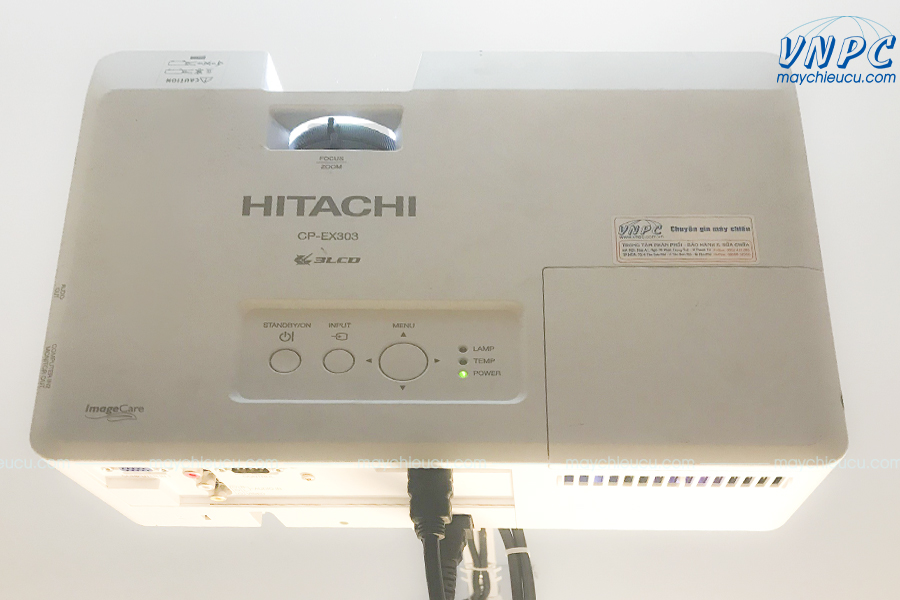 Lắp đặt Hitachi CP-EX303 và Màn chiếu 100 inch