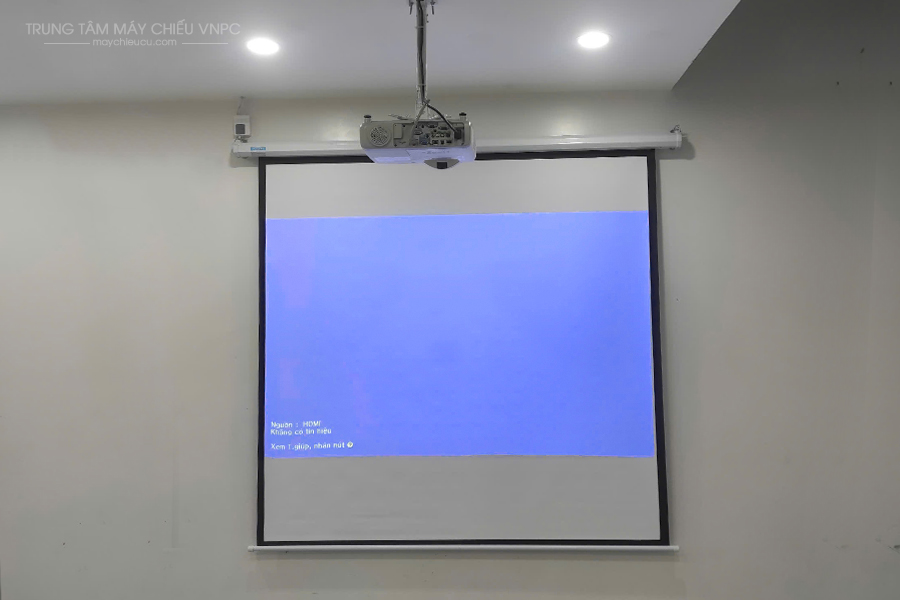 Lắp đặt Epson EB-535W và màn chiếu 100 inch