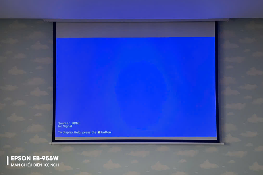 Lắp đặt Epson EB-955W và Màn chiếu điện 100 inch văn phòng công ty