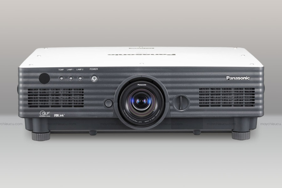 Panasonic-PT-D4000U-1